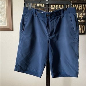 Mens Under Armour Navy golf shorts size 34 waist